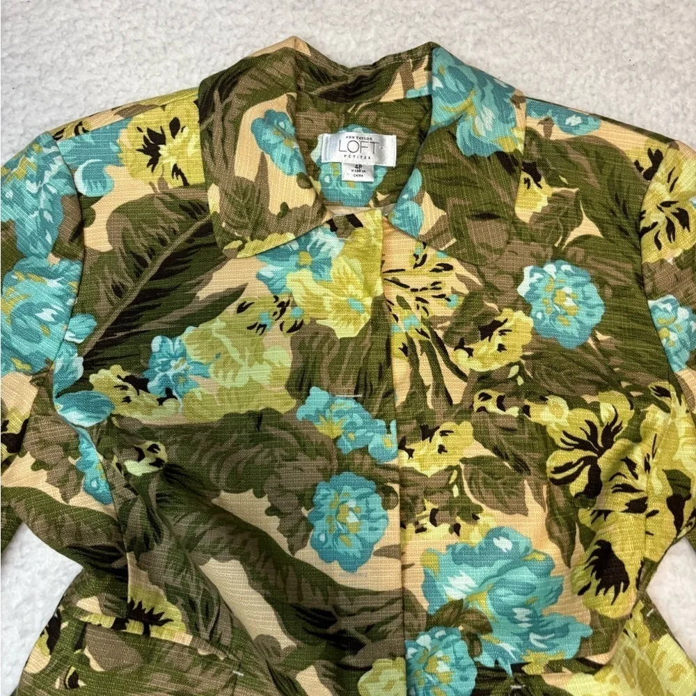 Ann Taylor Loft Women Petite Tropical Floral Print Blazer Jacket - Picture 3 of 11